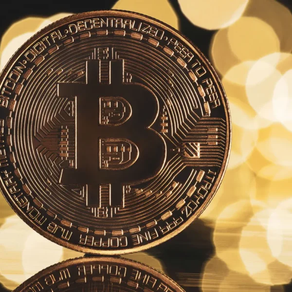 The Amazing Dynamics of Bitcoin to US Dollar Exchange Rate: In Depth Analysis