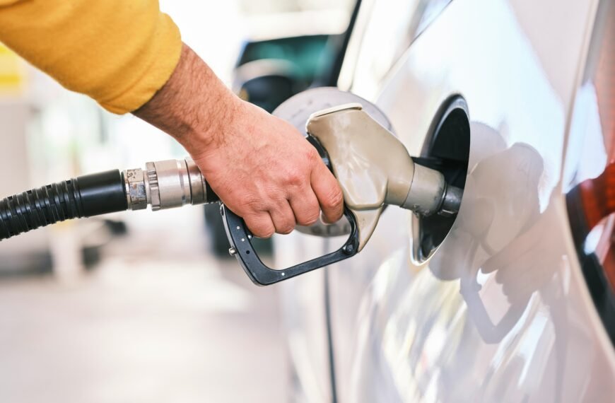 The Psychology of Driver Spending: Why Limits on Fuel Cards Work Better Than Policies Alone